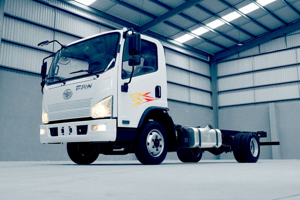 transporte de carga faw 01