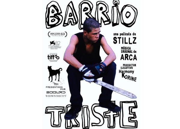 'Barrio Triste', la aclamada ópera prima de Stillz, llega a los cines de México el 1 de octubre Sala de cine con pantalla grande proyectando largometraje de autor latinoamericano