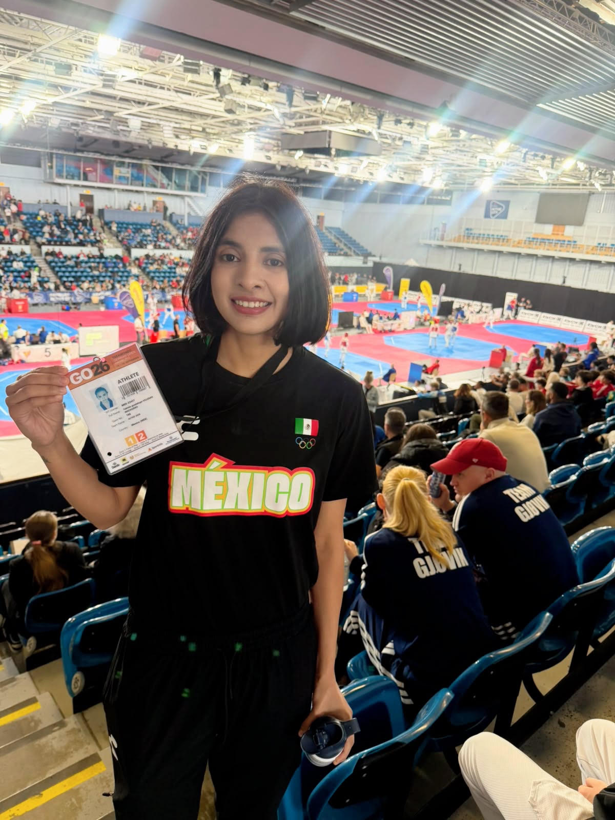 Fabiola Villegas va por puntos olímpicos en el Abierto de Alemania tras coronarse invicta en Suiza Atleta de taekwondo ejecutando técnica de combate en certamen deportivo internacional
