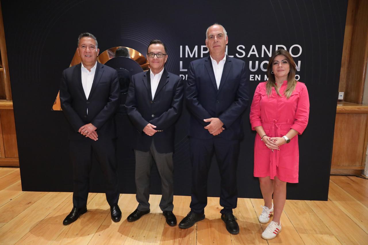 Terminal de punto de venta y lectura de códigos de barras en tienda de retail y comercio moderno