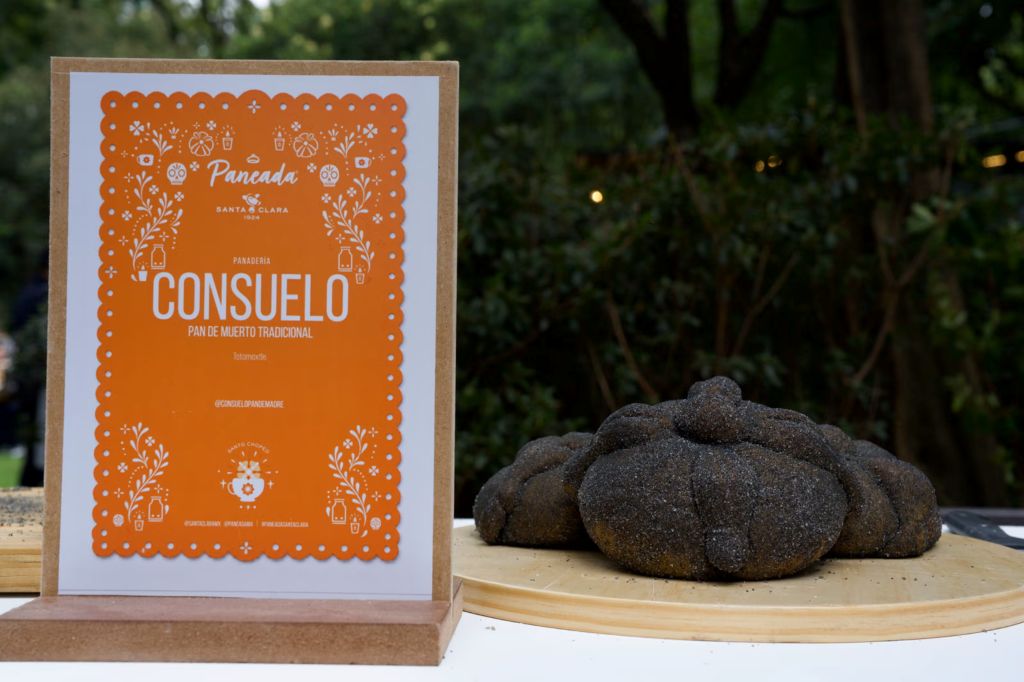 La Paneada Santa Clara 2026 premia a las mejores propuestas de pan de muerto y corona al 'Santo Chopeo'
