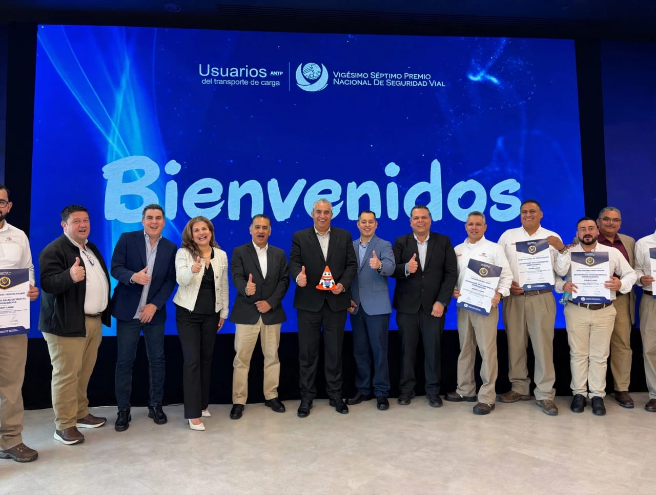 Arca Continental obtiene por tercer año consecutivo el Premio Nacional de Seguridad Vial de la ANTP bajo la norma ISO 39001 Flota logística de distribución y protocolos de seguridad vial certificada bajo la norma ISO 39001 en México
