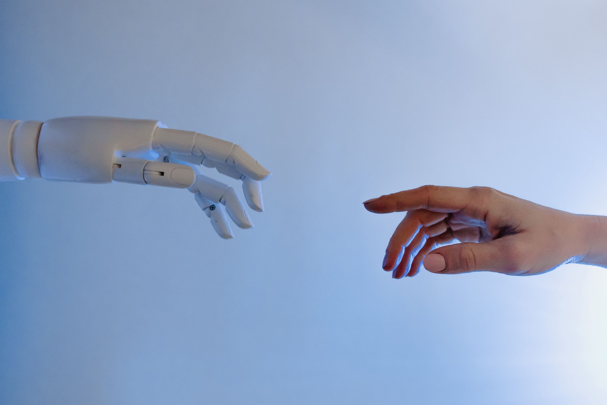 Demanda de talento en inteligencia artificial se duplica en México con 68 mil vacantes: AMECH urge capacitar a trabajadores Profesionales mexicanos en capacitación tecnológica y desarrollo de competencias en inteligencia artificial