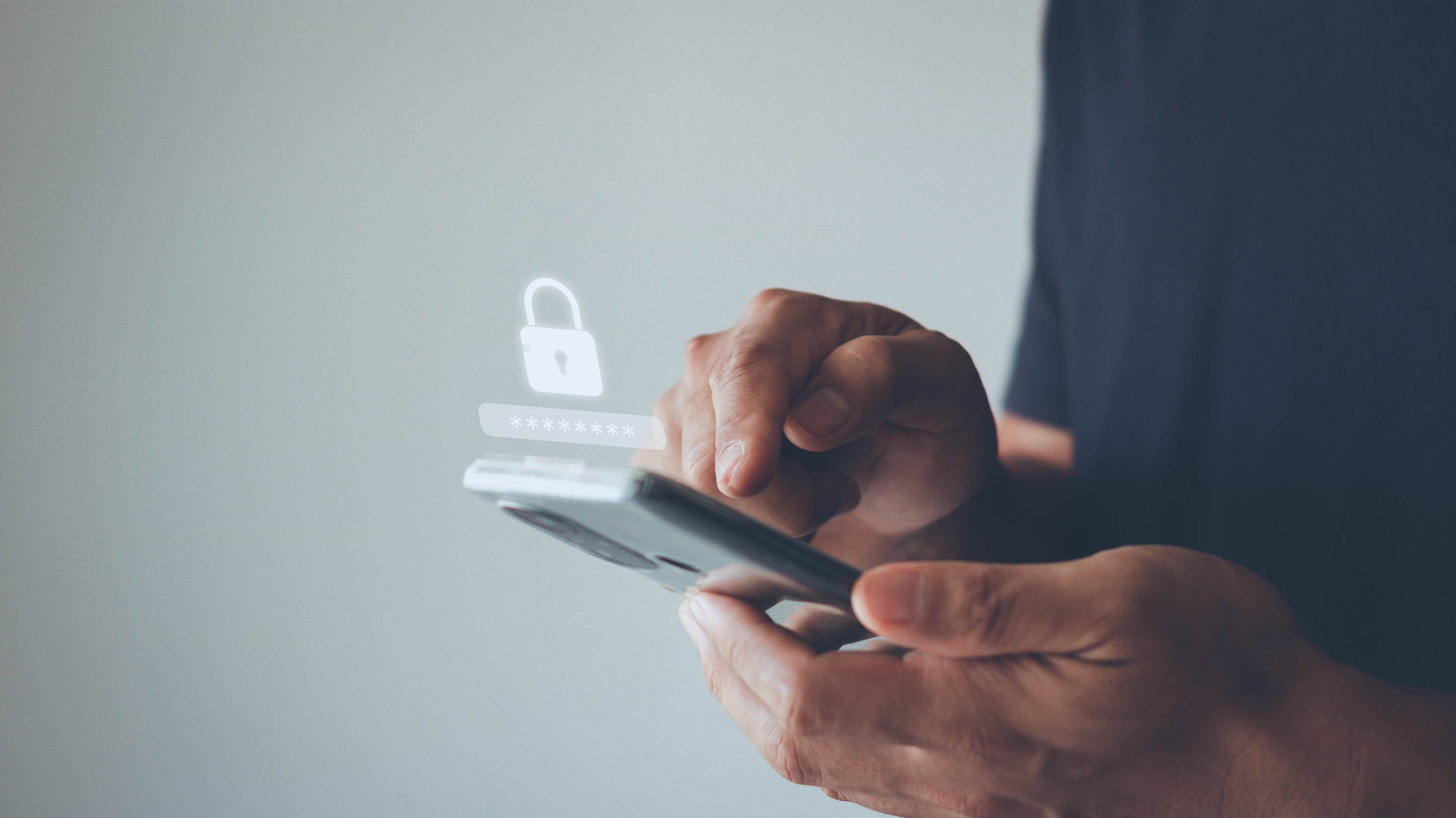 El 62% de los emprendedores en México desconoce cómo responder ante un ciberataque pese a contar con herramientas digitales Emprendedores mexicanos evaluando protocolos de ciberseguridad y protección de comercio electrónico