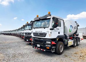 Holcim México invierte 53 millones de pesos en 27 revolvedoras de bajas emisiones para modernizar su logística de concreto en Monterrey