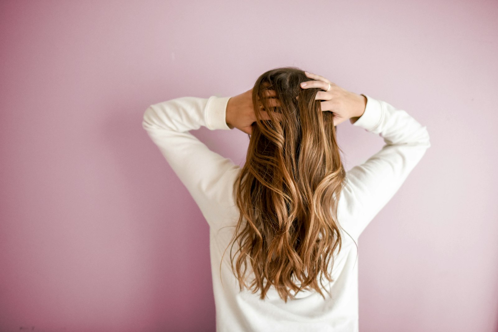 Herramientas cosméticas profesionales y brochas de maquillaje de alta precisión