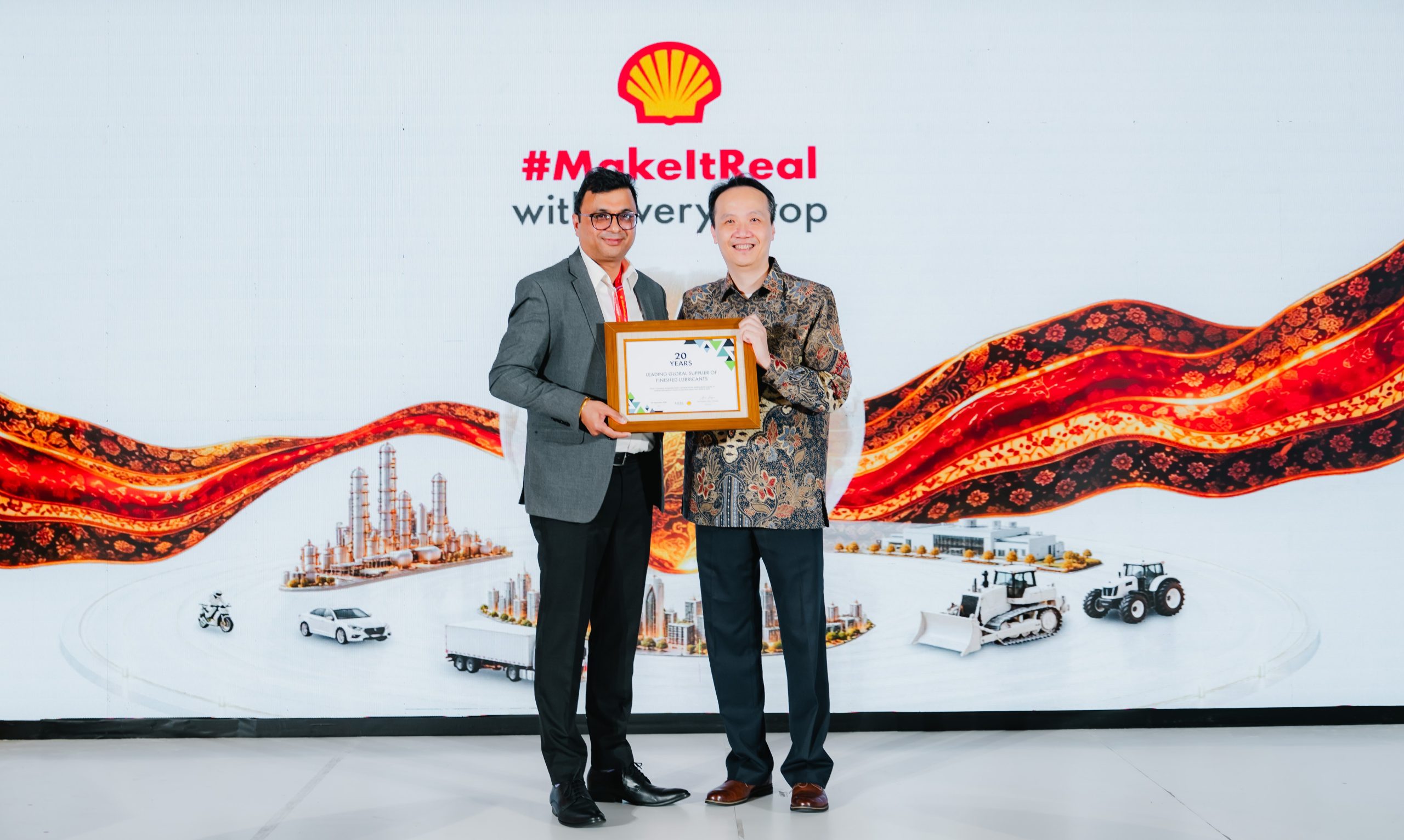 Shell Lubricants consolida dos décadas de liderazgo mundial ininterrumpido en el mercado de fluidos industriales y automotrices Tecnología de lubricantes y fluidos automotrices e industriales Shell